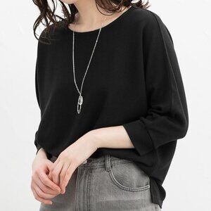 Japanese brand honey’s dolman top black Medium